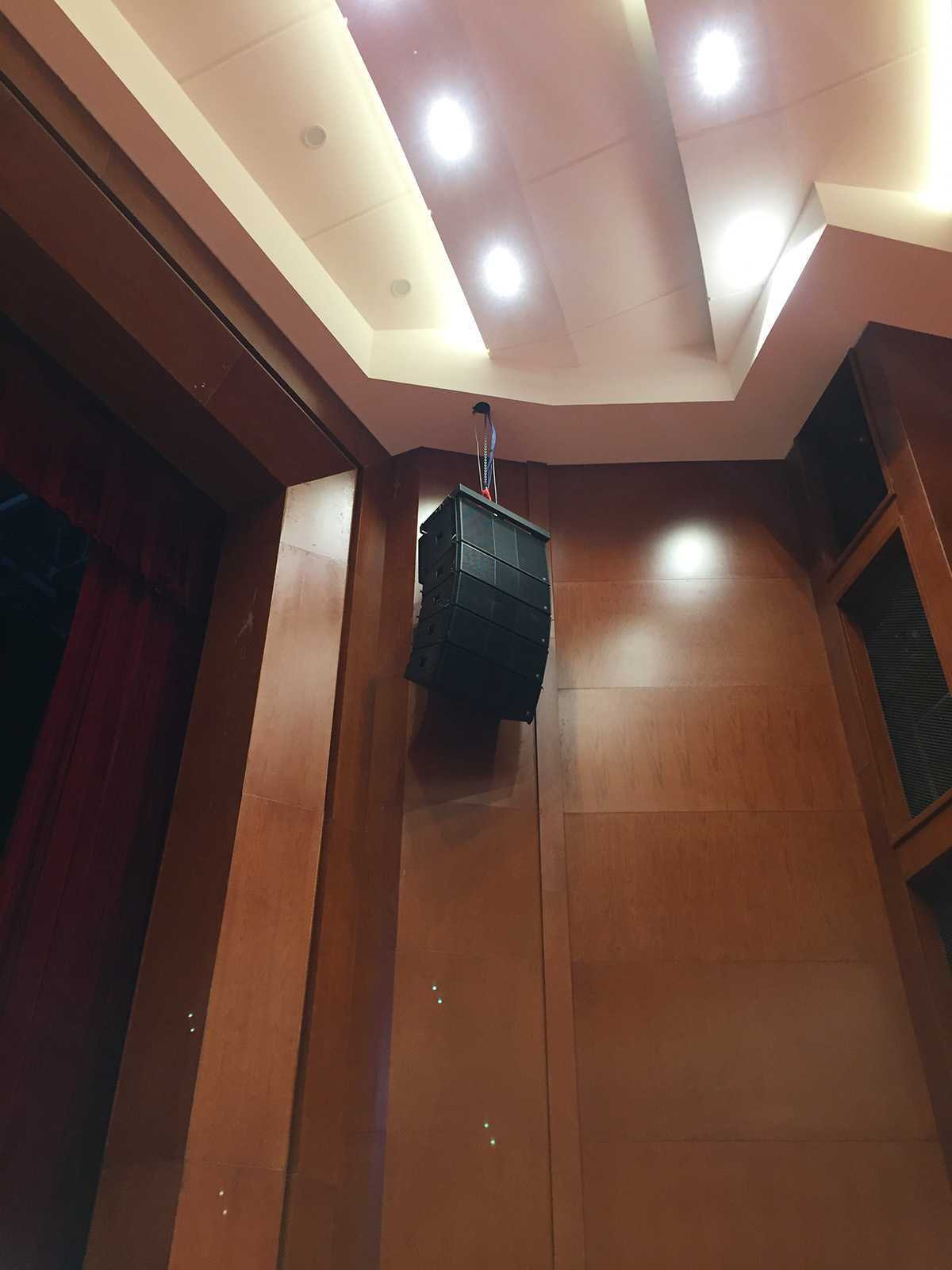 【政府項目】銳豐智能“RF”為新疆某部隊禮堂提供優(yōu)質(zhì)擴(kuò)聲服務(wù)